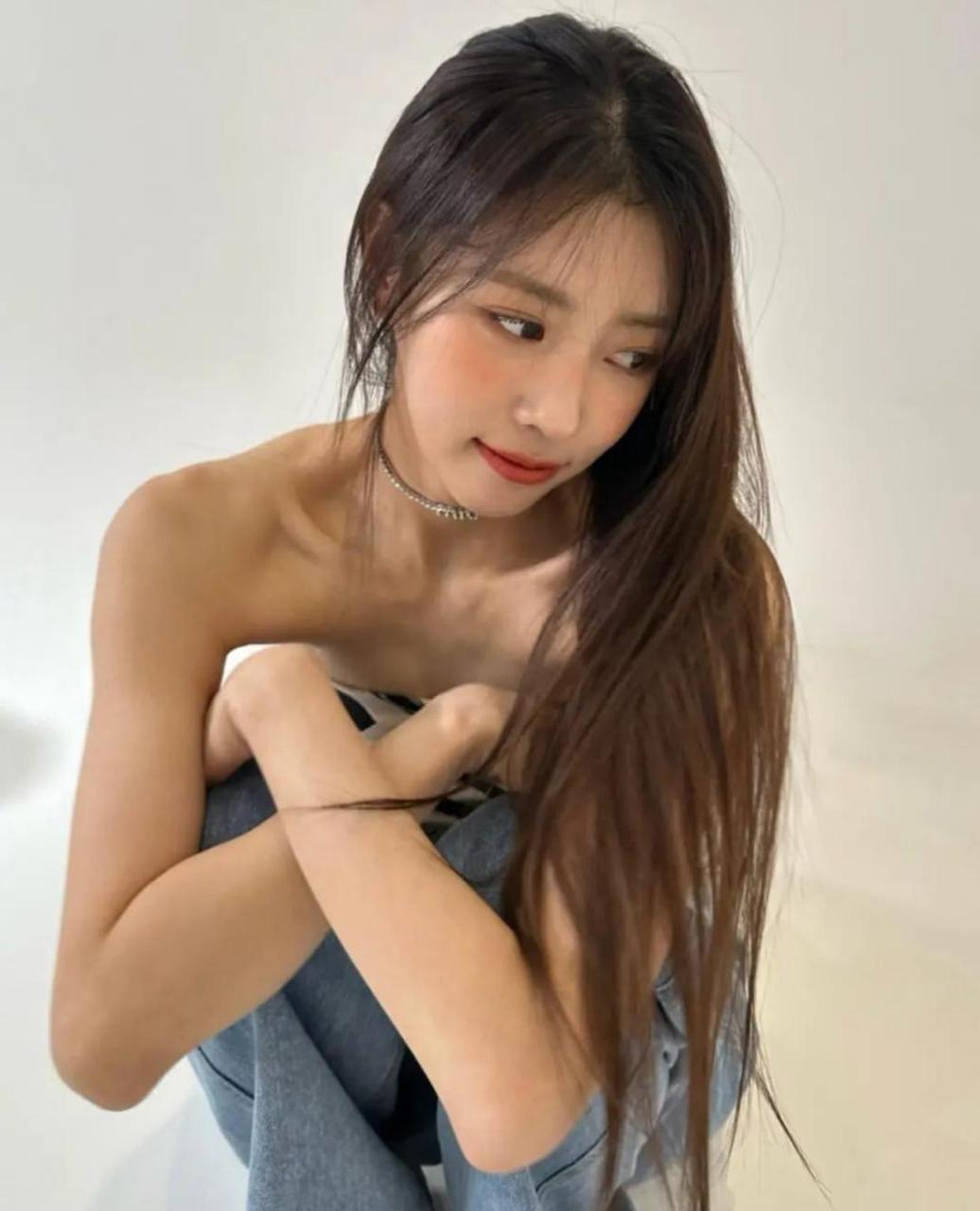 lovelyz成员李美珠美腻ins照片,青春靓丽,清新可人