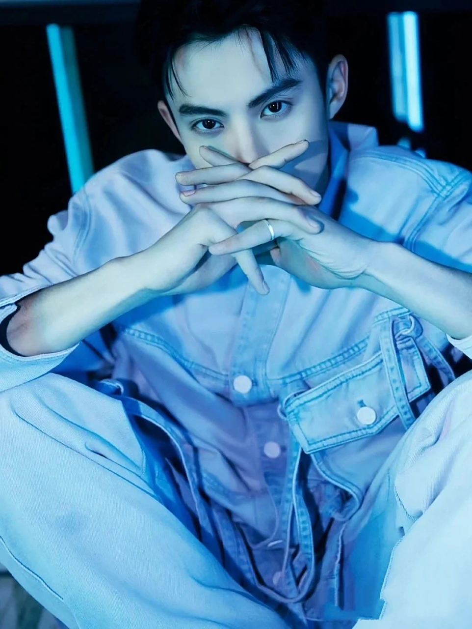 王鹤棣稀有图片	王鹤棣稀有图片