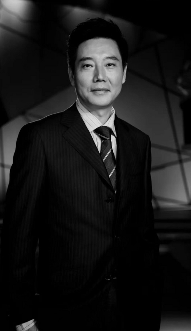 中央2财经频道男主持人(中央2财经频道男主持人韩)