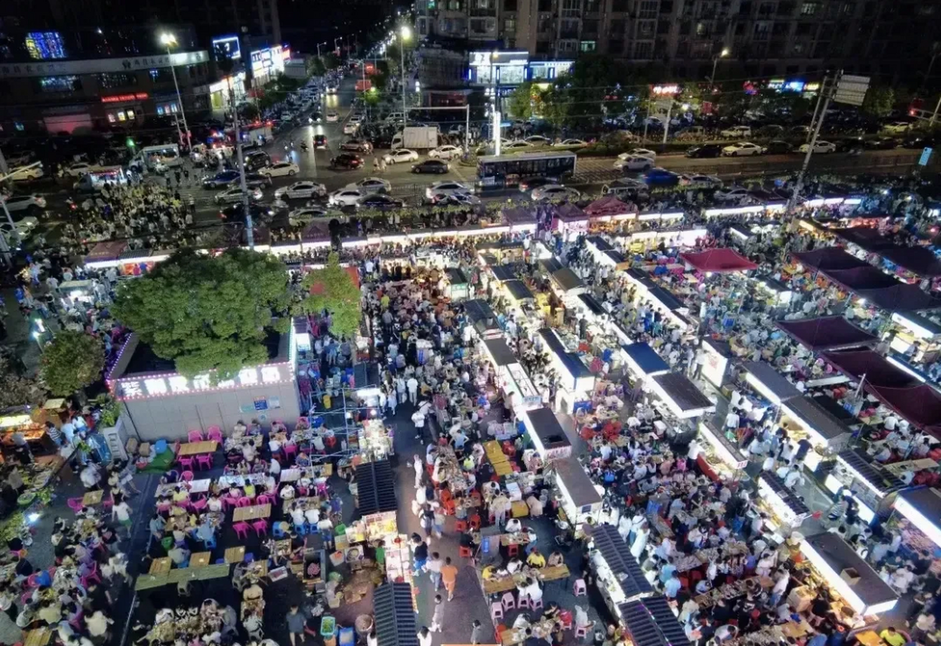 吃烧烤,去淄博太远,不如到南昌县银三角万湖夜市!