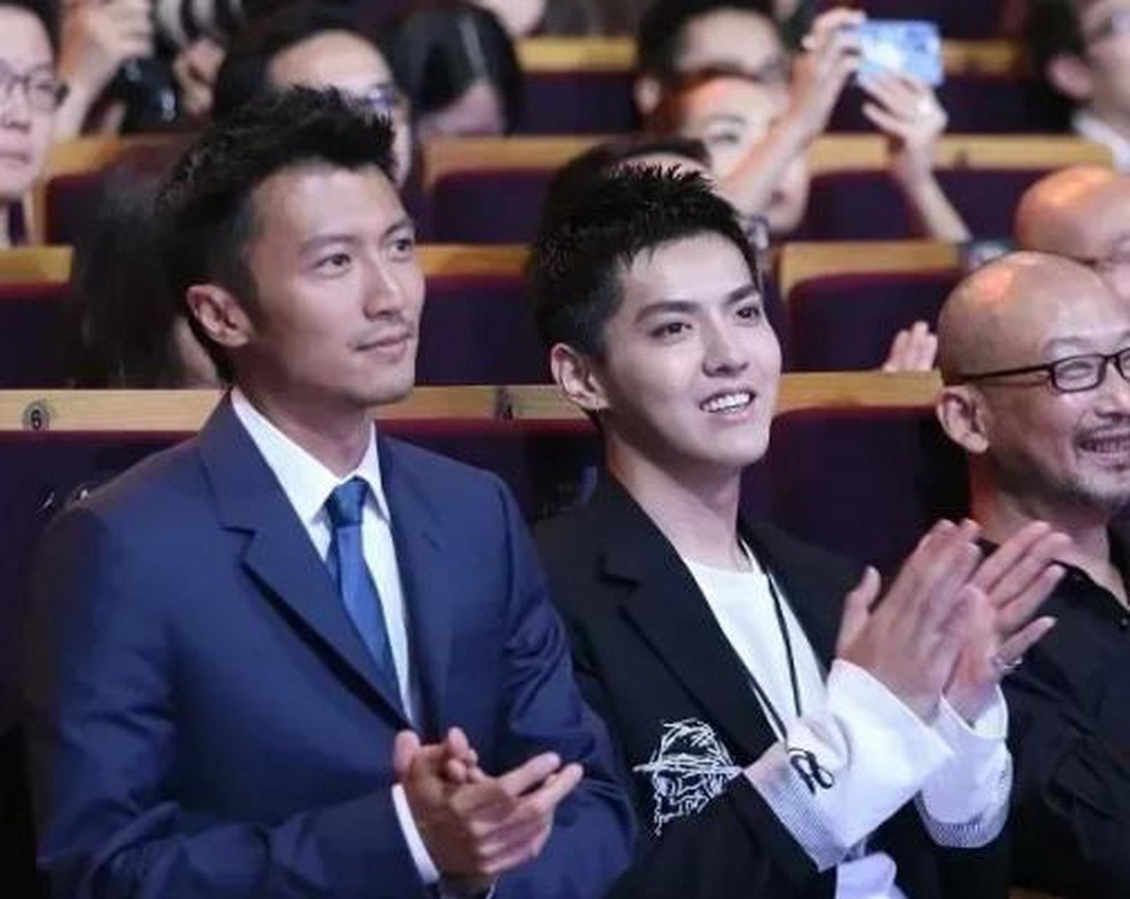gif创作人# 吴亦凡和谢霆锋昔日罕见同框!