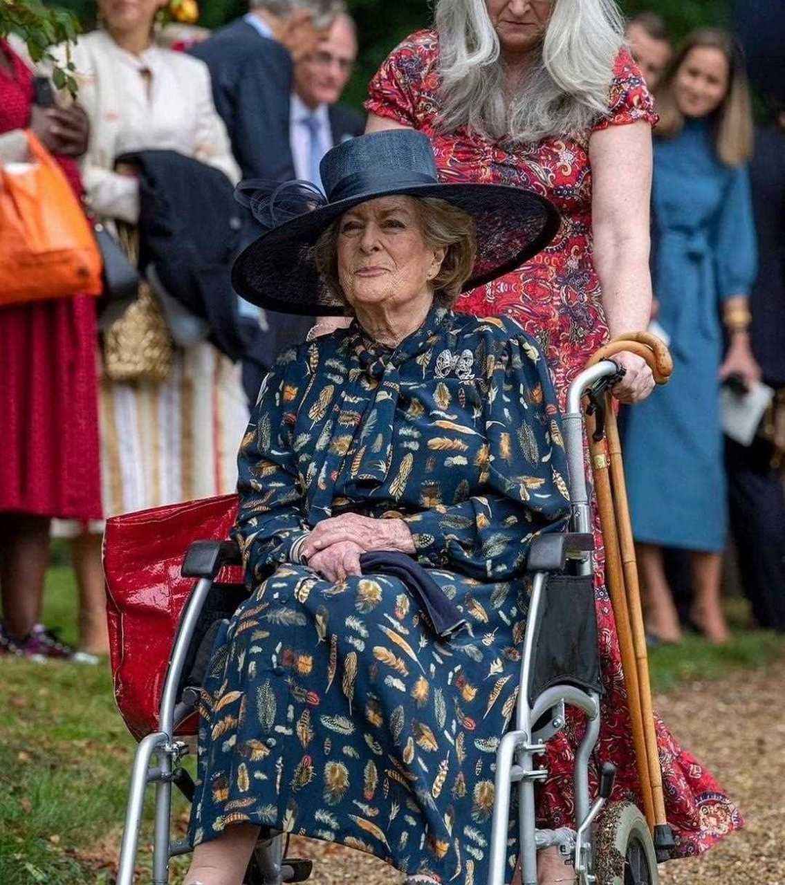 已故英国菲利普亲王的表外甥女,印迪亚·希克斯与大卫·弗林特·伍德