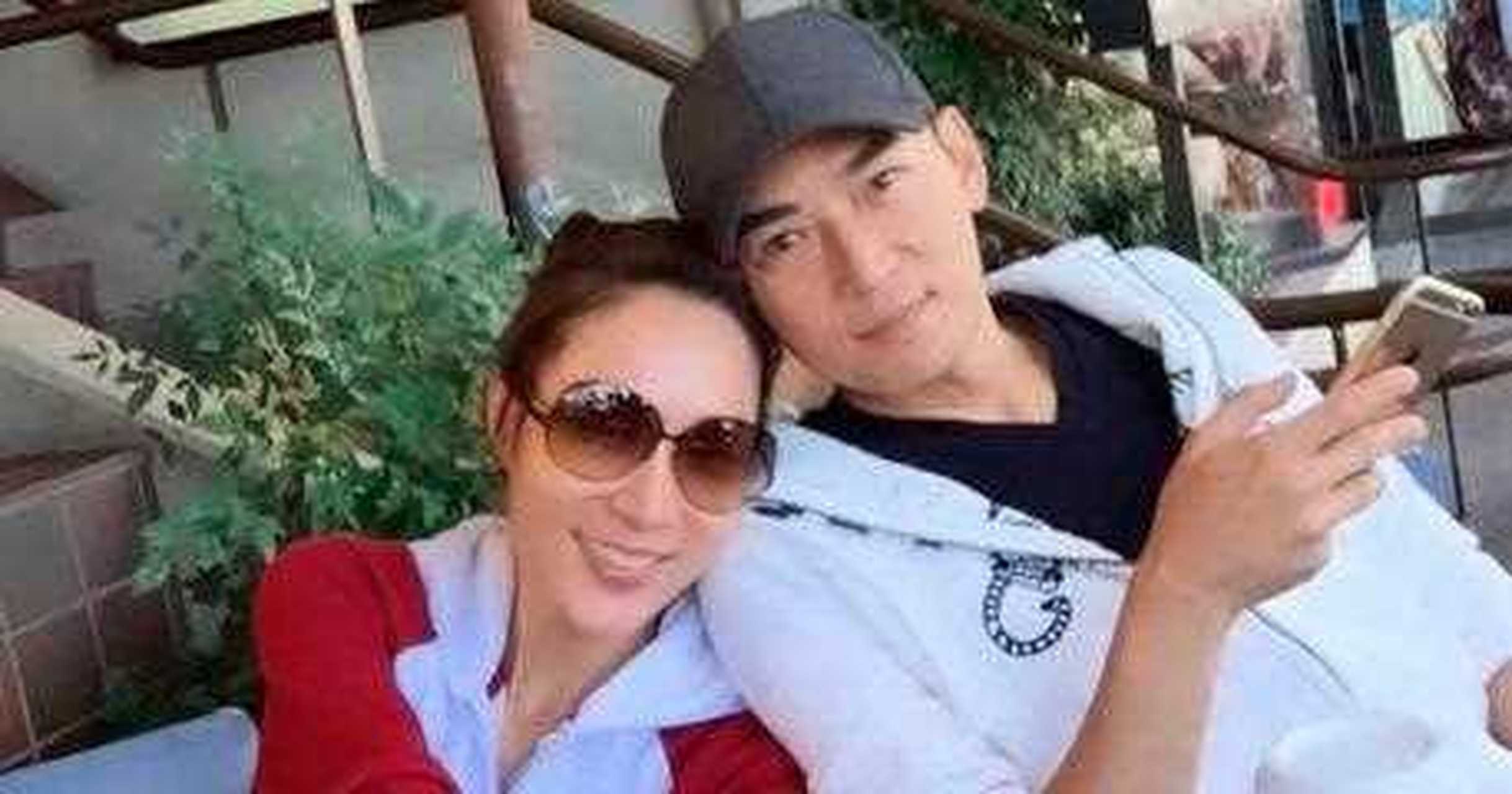 焦恩俊妻子林千钰50岁近照曝光,晒与男演员亲密合照,网友:真能放得开!