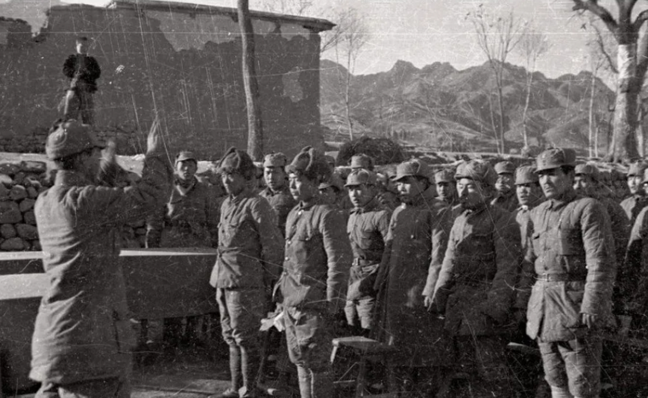 在华日人反战同盟晋察冀支部召开大会欢迎.