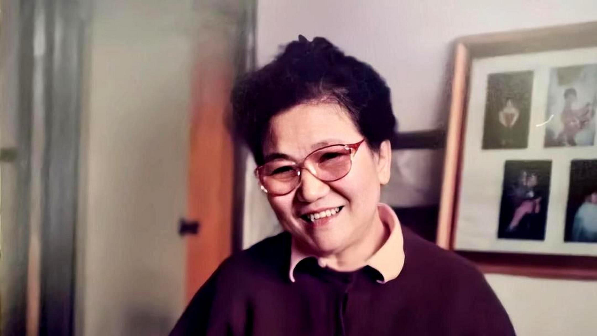 赵丽蓉和新凤霞合作.