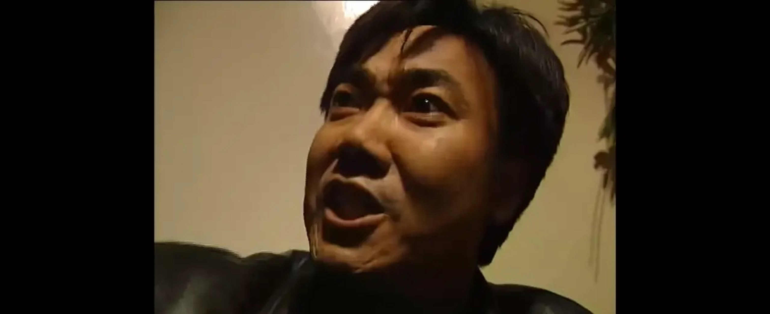 和前夫再一次离婚后,许丽珍跑去迪厅跳舞,也就是在这里,她认识了金