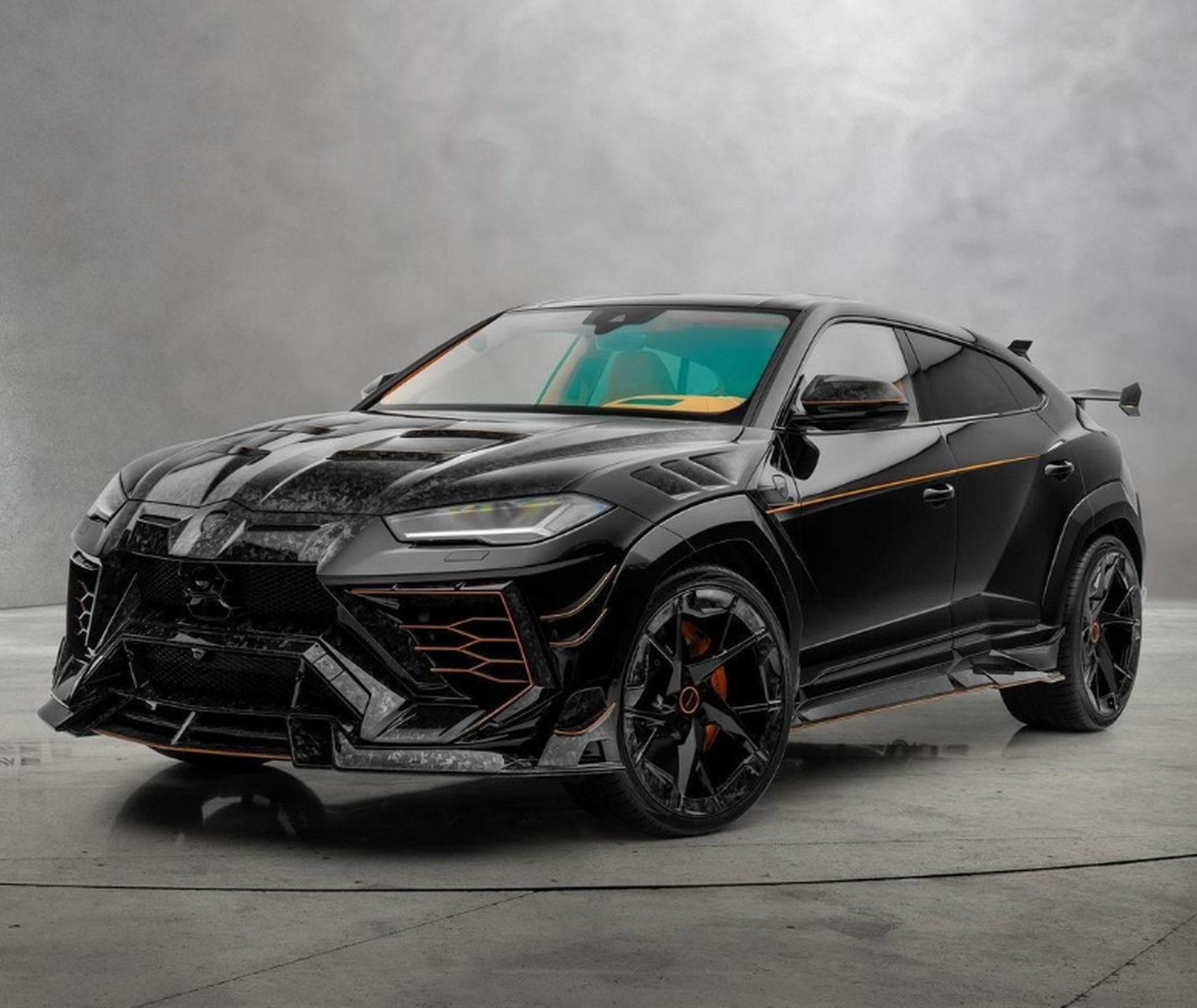 迈莎锐·兰博基尼urus——大男孩的玩具  独家披露,全网首秀:官方渠道