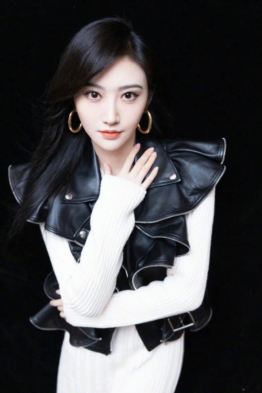 看见景甜笑我的心都被融化了