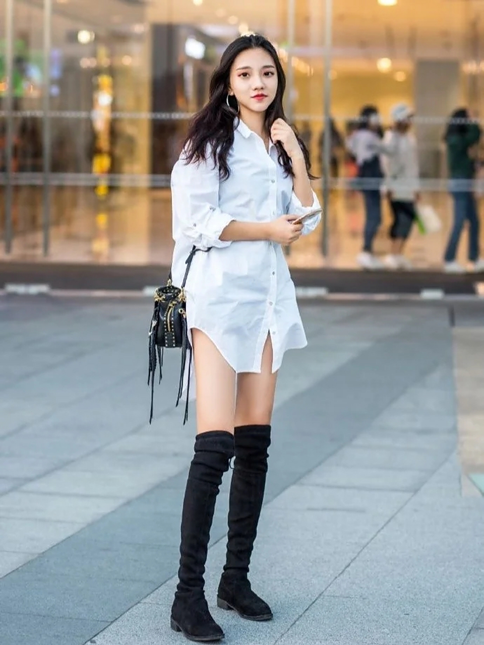 成都街拍美女系列,腿长即正义,你觉得呢?