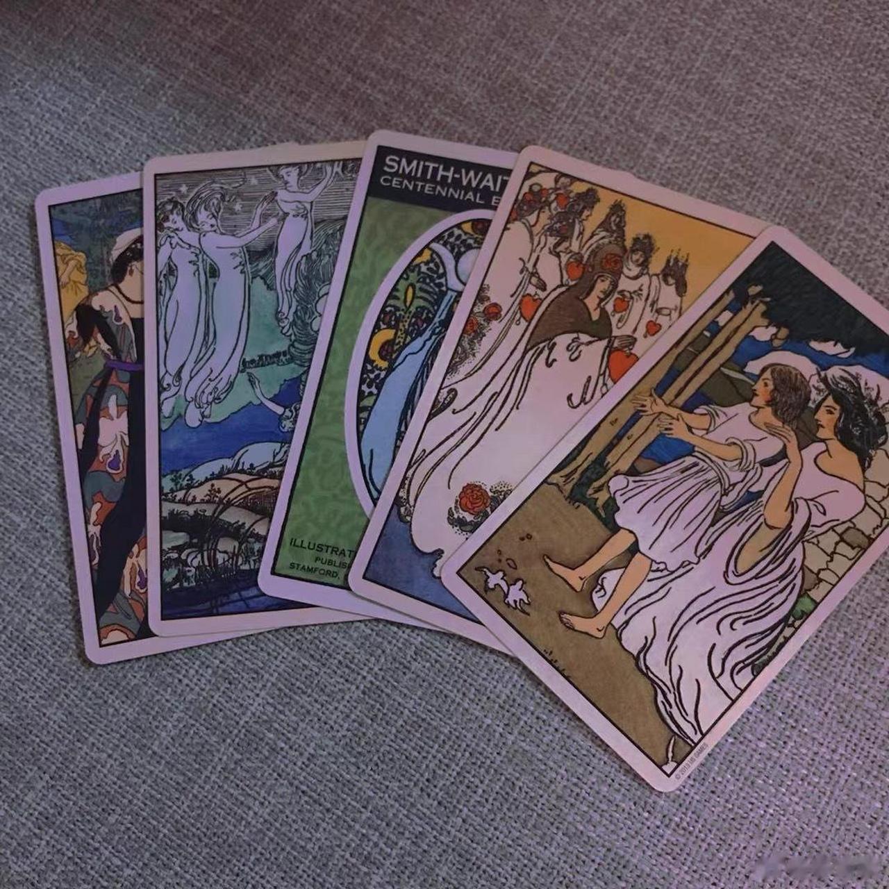 第六感超强的3大星座女:擅长"读心术",别妄想去欺骗她们!