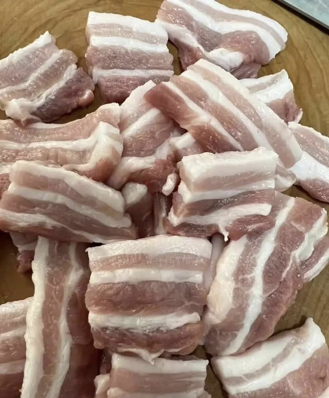 这五花肉太完美?了我怀疑它是假肉[偷笑]