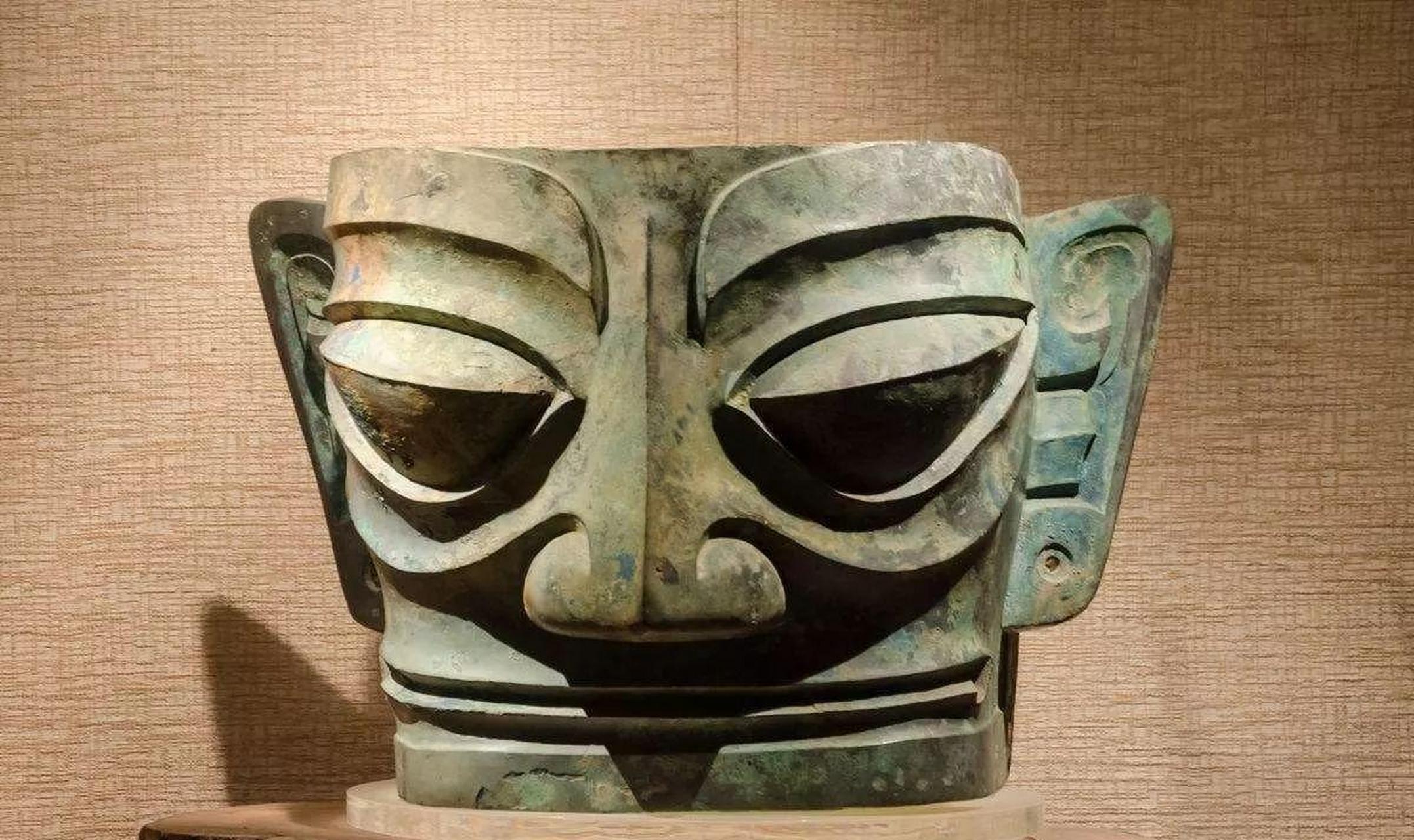 三星堆纵目人后裔在四川?