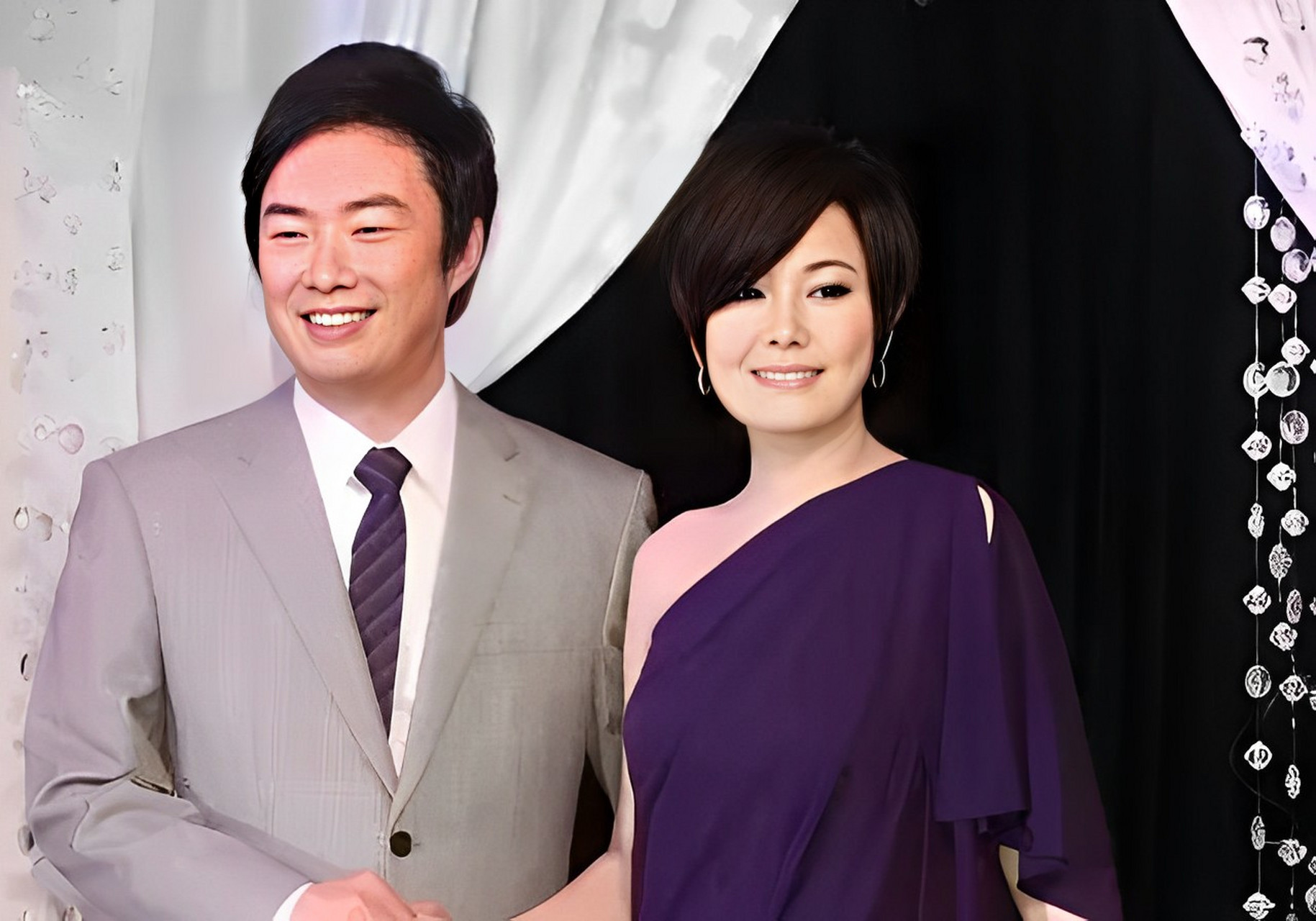 "费玉清感到迷惑不解,但安井千惠的话让他立刻回家.