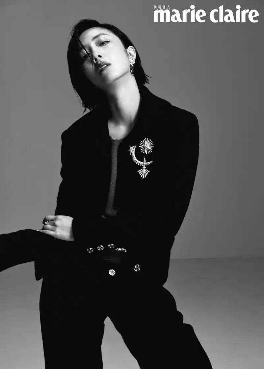 桂纶镁,这表情是模仿小s吗?