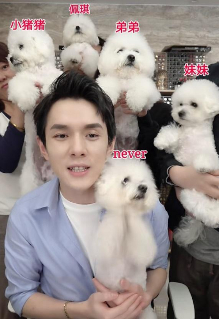 李佳琦墙倒众人推,还被疑似李佳琦员工爆料: 先上两个关于他的八卦