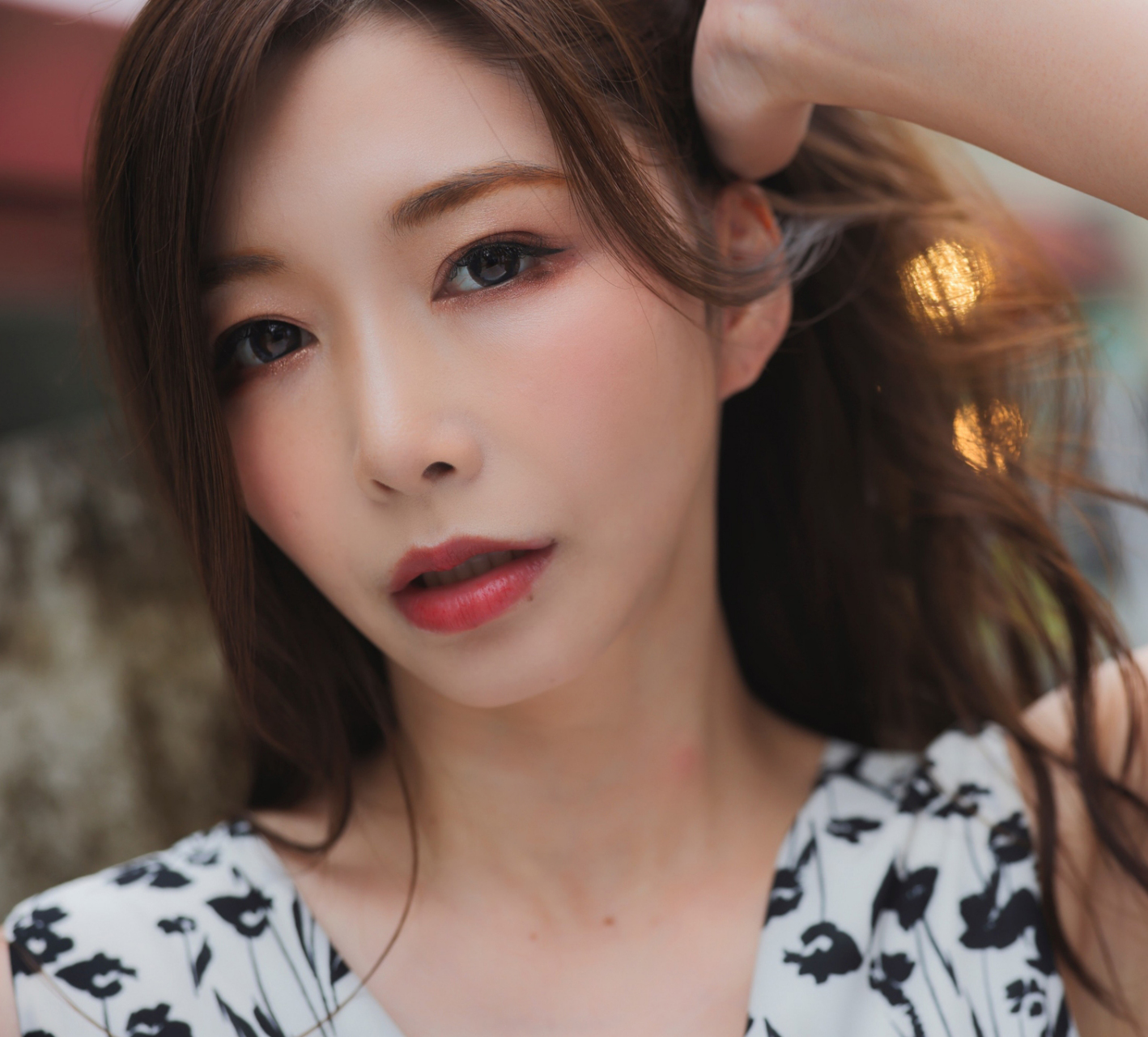 40岁的爱弓凉原名三浦步美日本女演员,春日美拍分享 #八卦娱乐明星# #