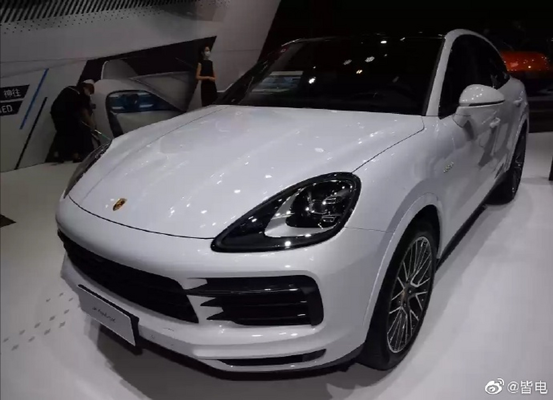 保时捷中国官方网站(卡宴2023款报价及图片)