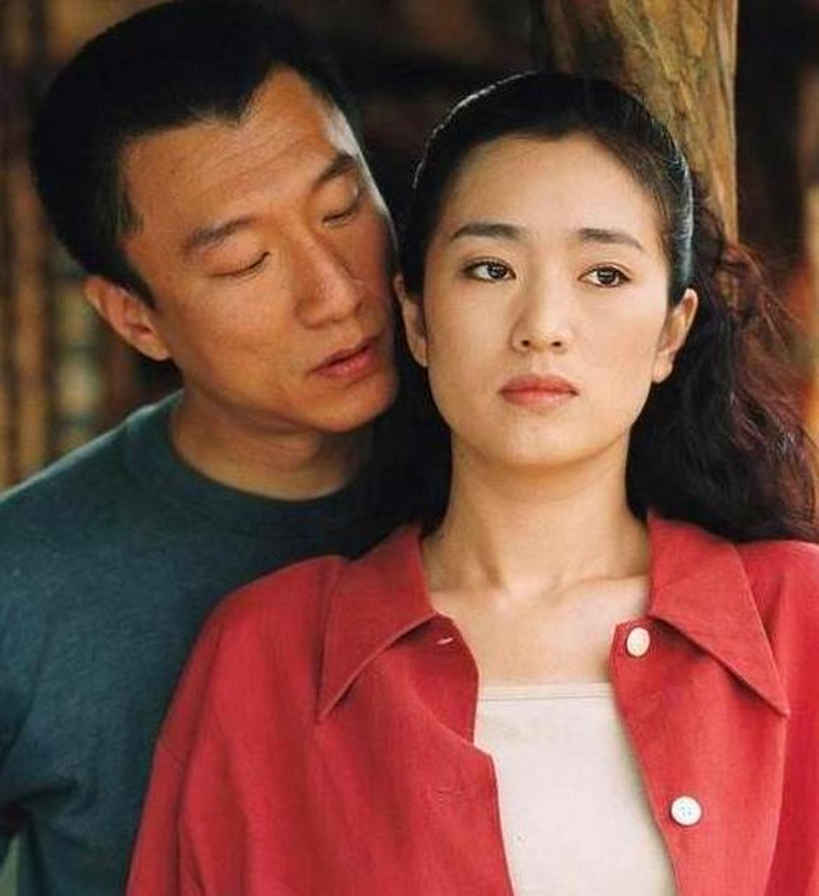 "哈尔滨舞王"孙红雷的负心情史,和他背后的5个女人