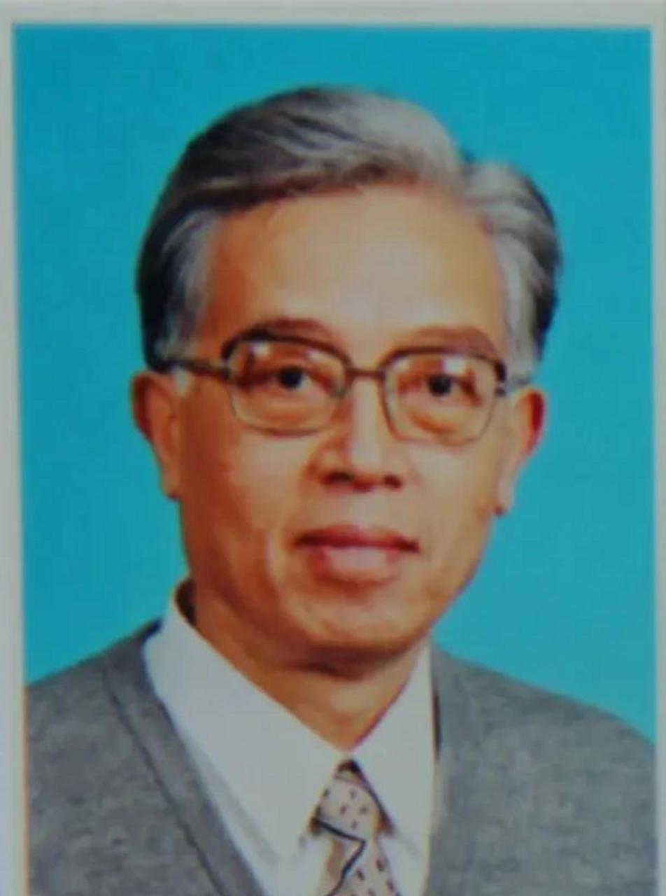 惊悉曾谨言先生逝世,享年92岁.