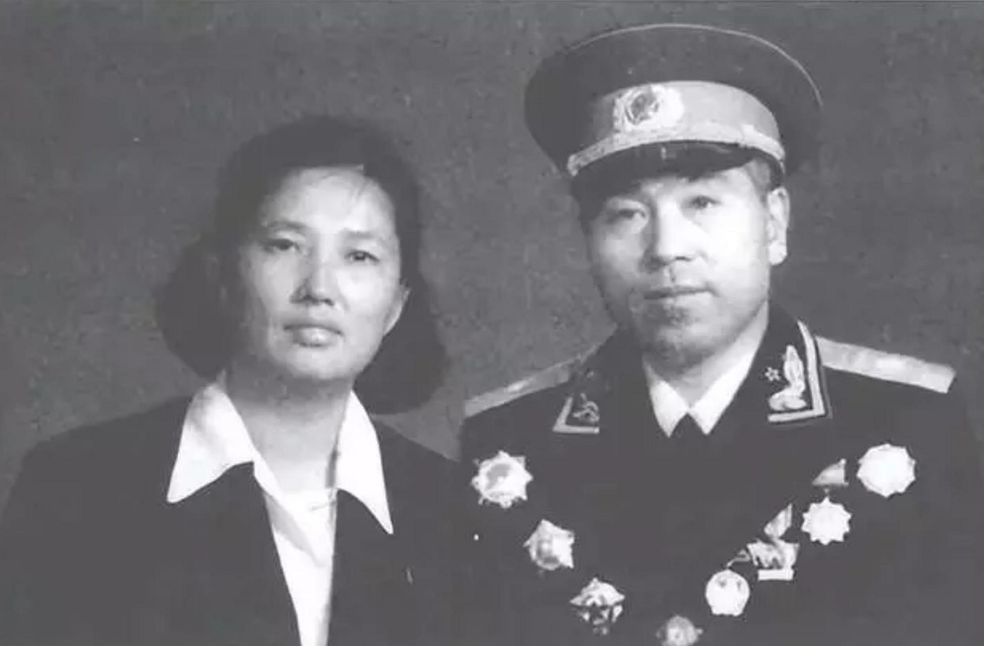上世纪60年代,军事科学院副秘书长王智涛少将刚刚病愈出院,1位老战友