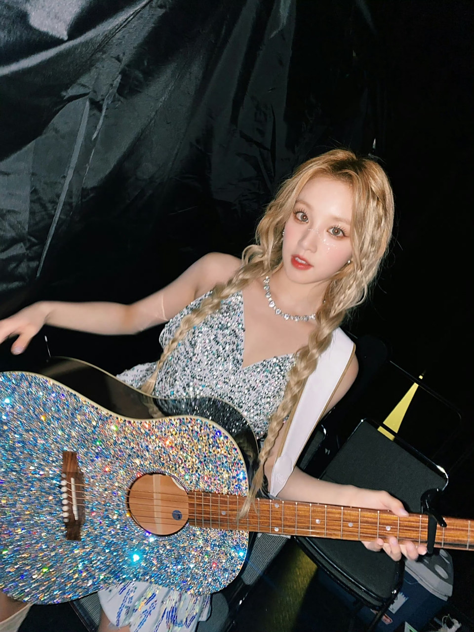 宋雨琦真的在舞台上发光# #宋雨琦# 这套妆造真的美到爆炸,非粉也会