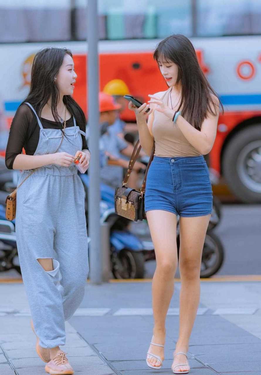 长沙街拍|姐味十足的长沙姐姐[二哈]