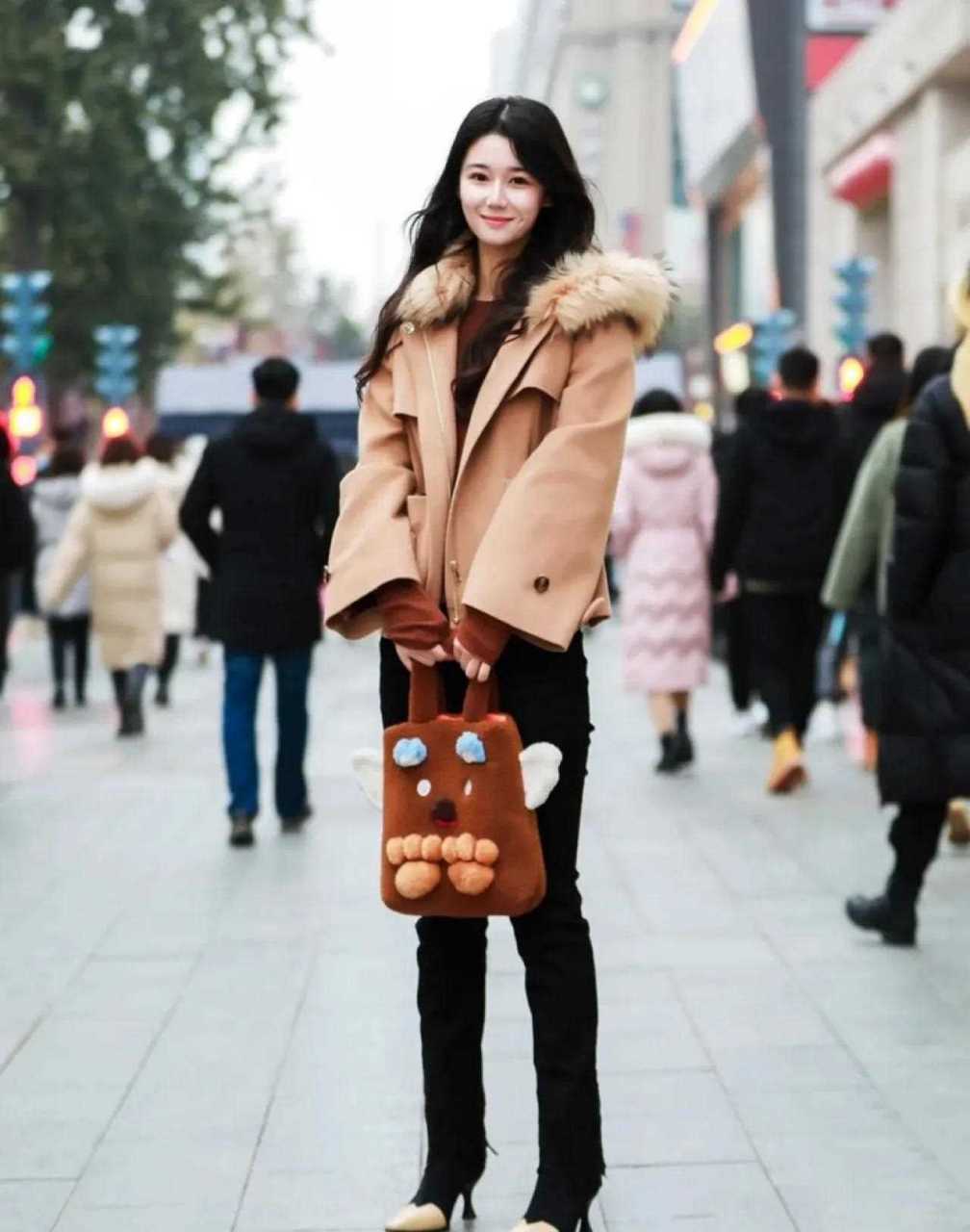 西安街拍 | 西安美女街拍,西安美女好有气质[呆]     [鸡蛋]