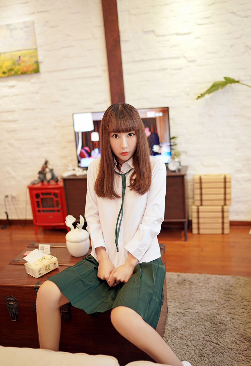 夏笑笑小蛮腰高颜值写真集