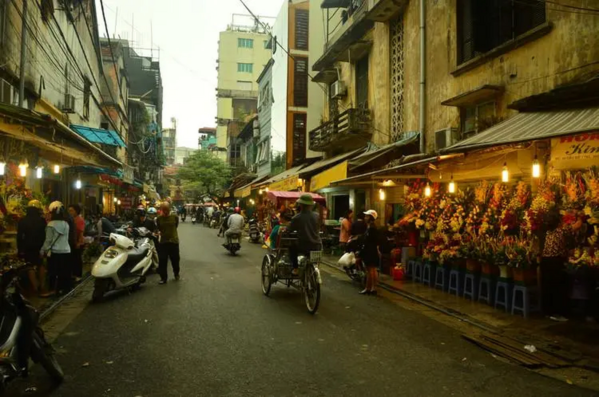 探访华夏邻国 越南河内三十六行街:是越南最热门的商业街之一,在