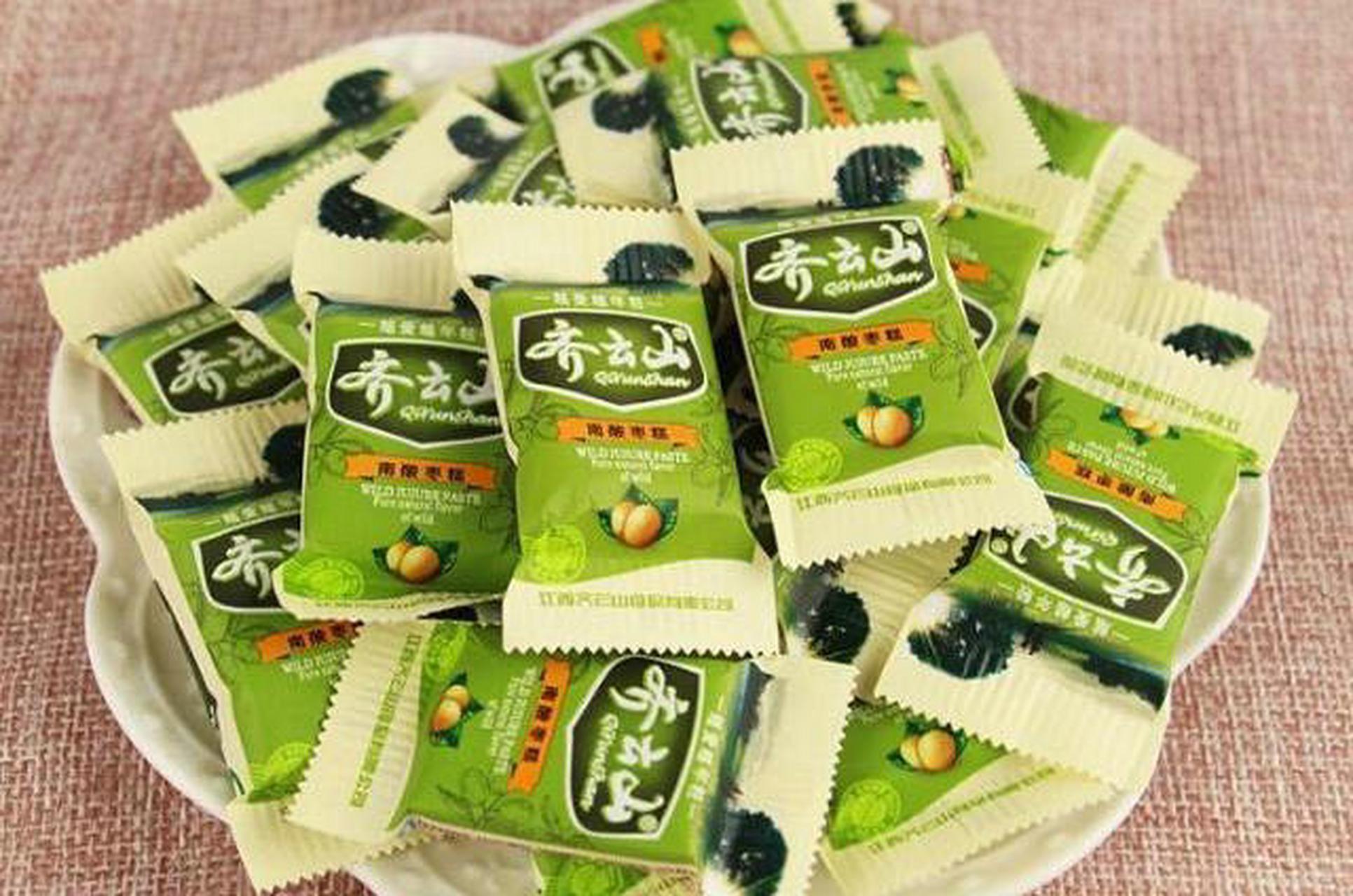 齐云山南酸枣糕,这款枣糕酸酸软软的,很好吃,久吃不腻.