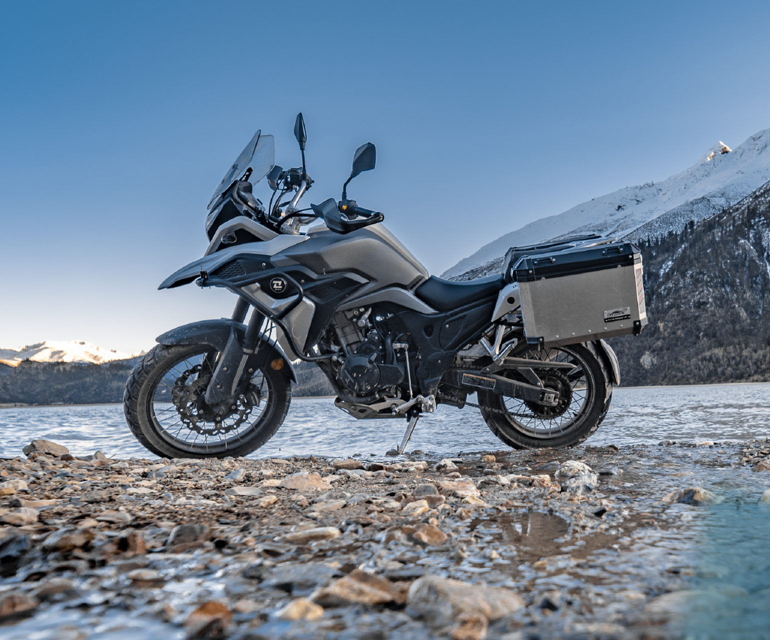 限量500台,凯越推出525x达喀尔纪念版,售价36300元