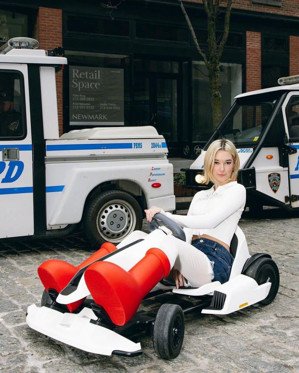 穿靴子的sarah snyder这大红靴子上脚如何?