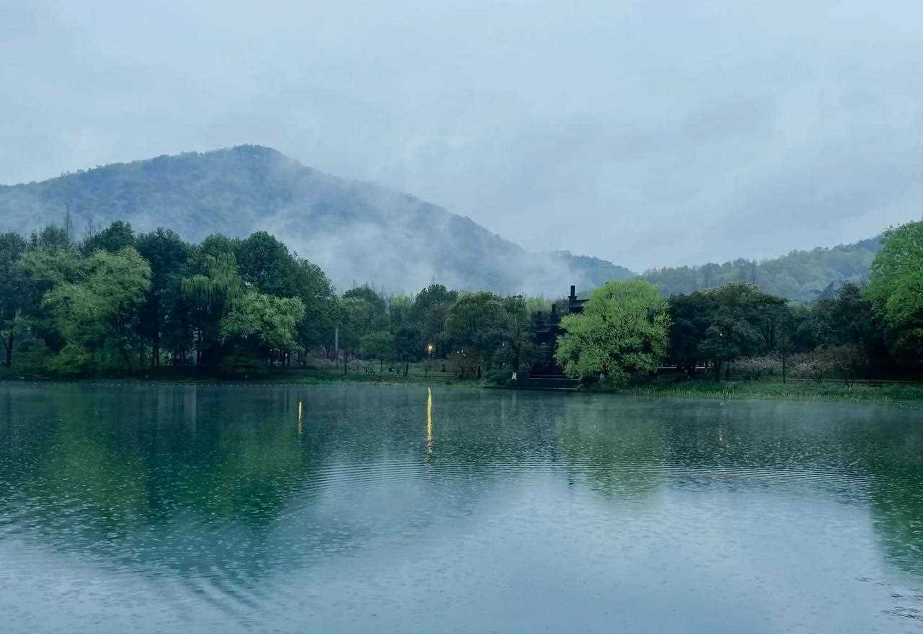 江南雨景壁纸图片