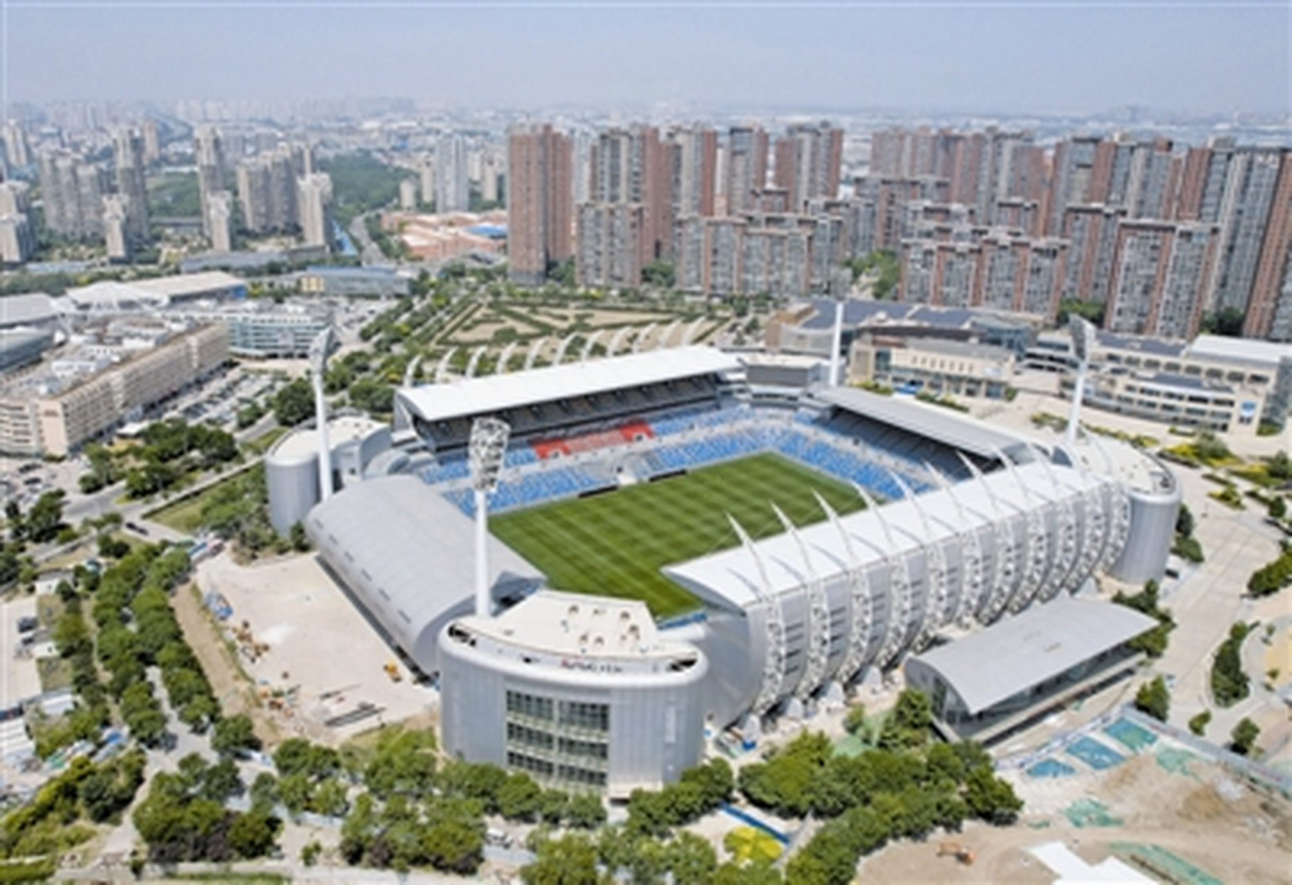 天津泰达足球场提升改造项目通过竣工验收  记者从天津经开区获悉