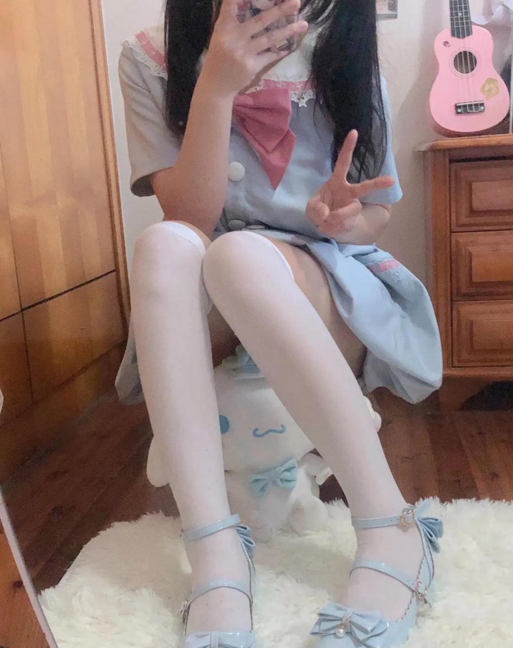 黑丝袜搭配,居家自拍,随性,养眼