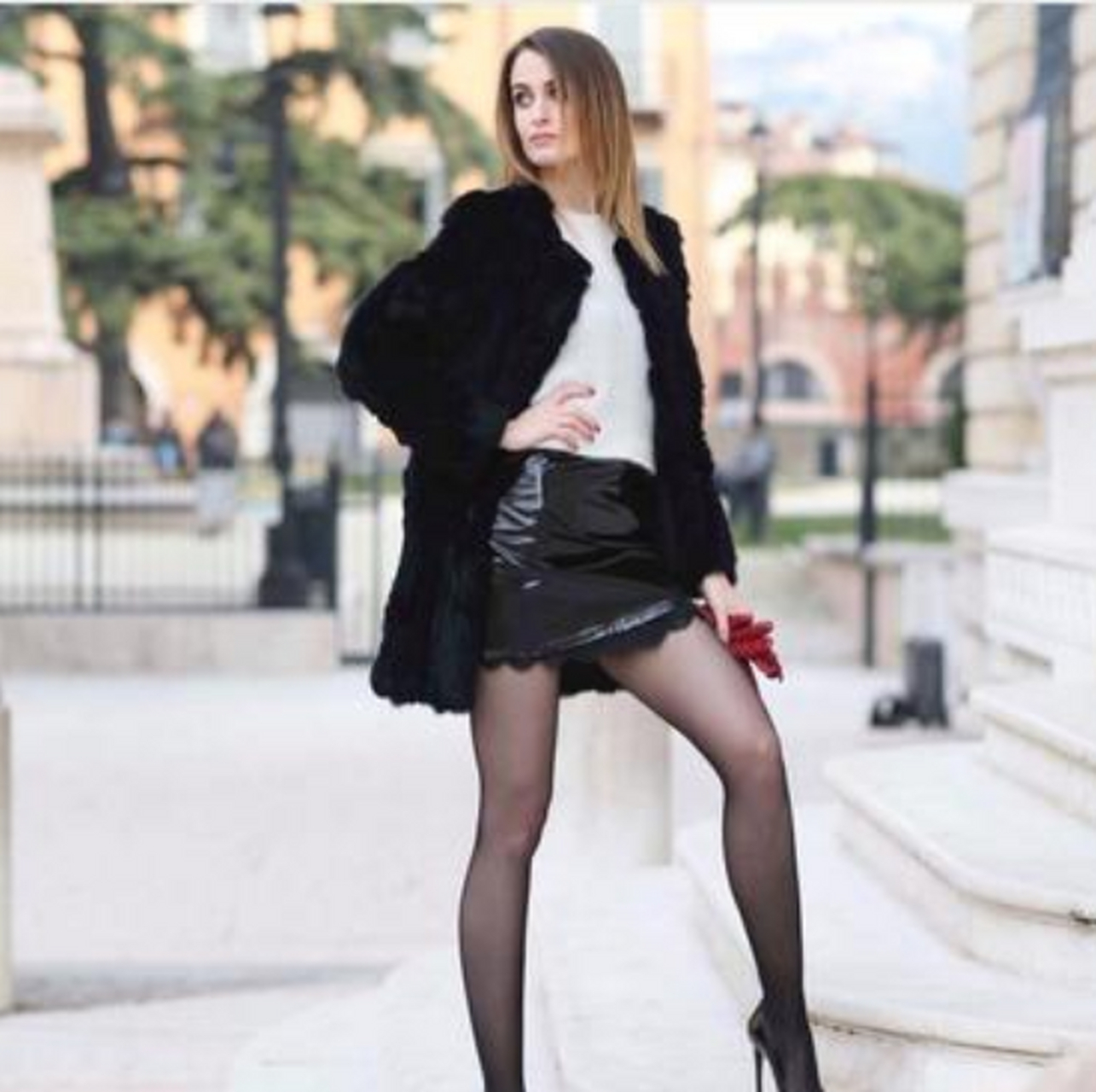 意大利专业时装模特beatrice高跟丝袜街拍写真.