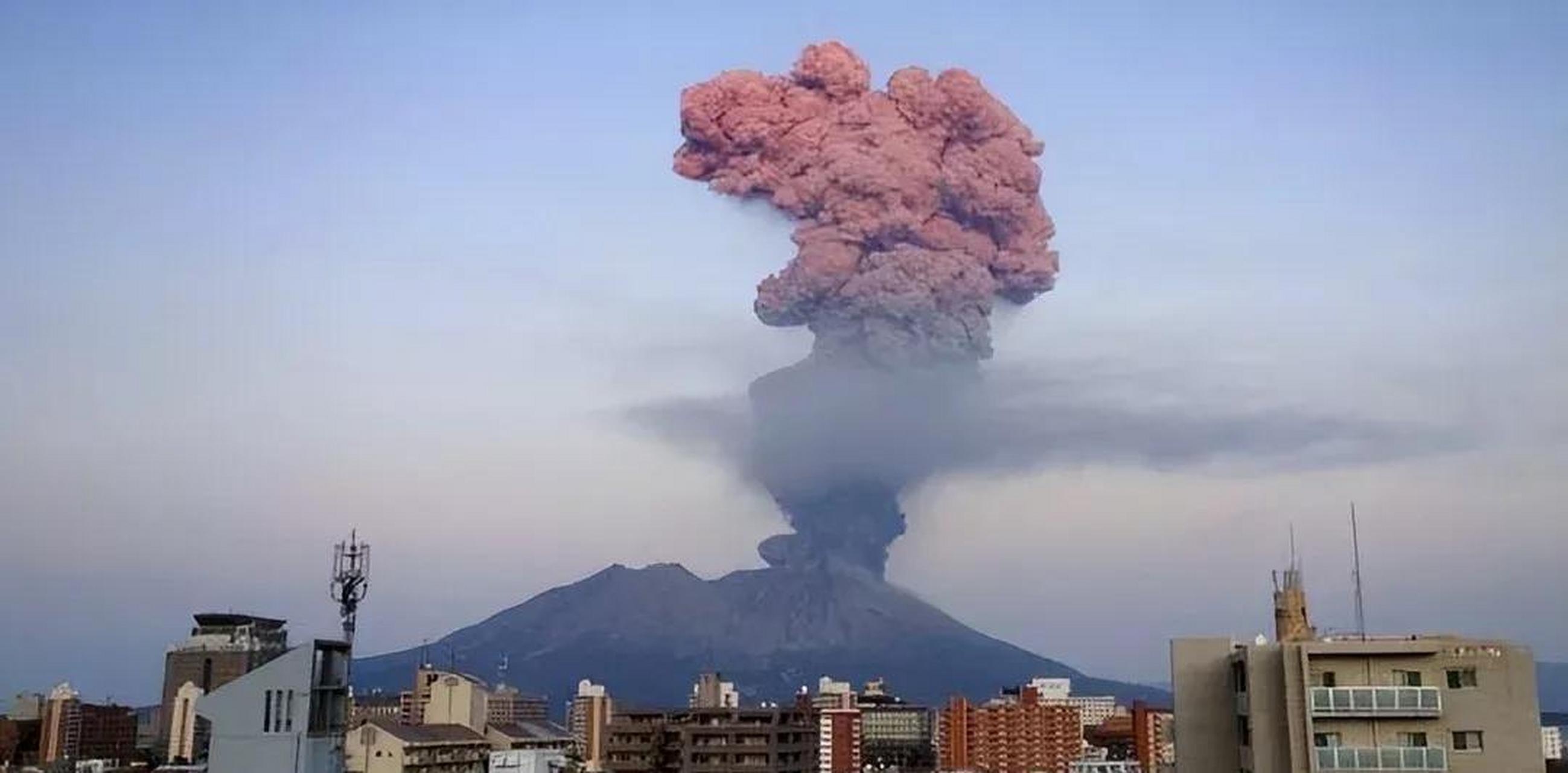 日本富士山喷发,很多朋友都特别的期待,但是有没有想过喷发带来的