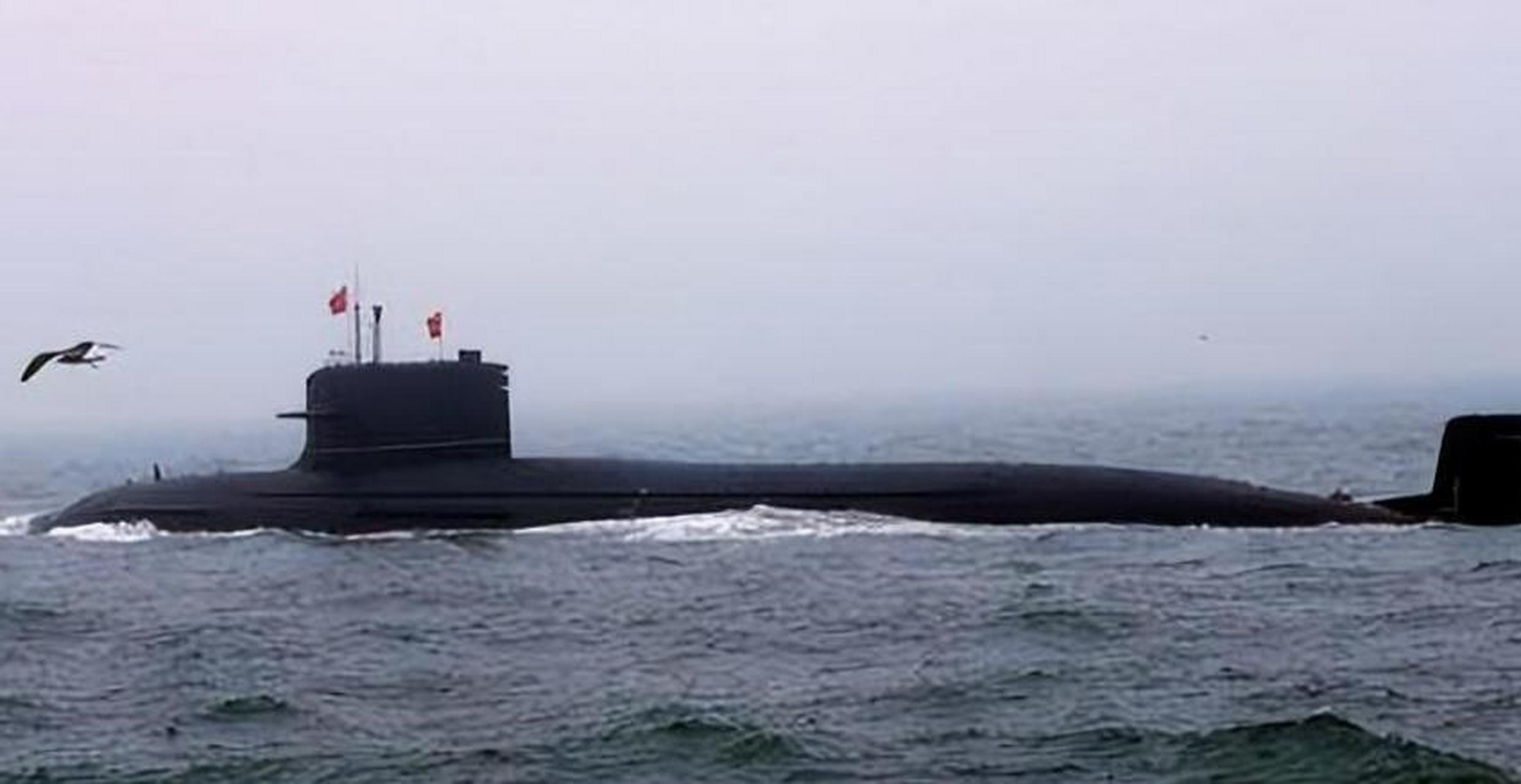 设计一代,预研一代,所以在093型核潜艇服役以后,我们就时常提到095型