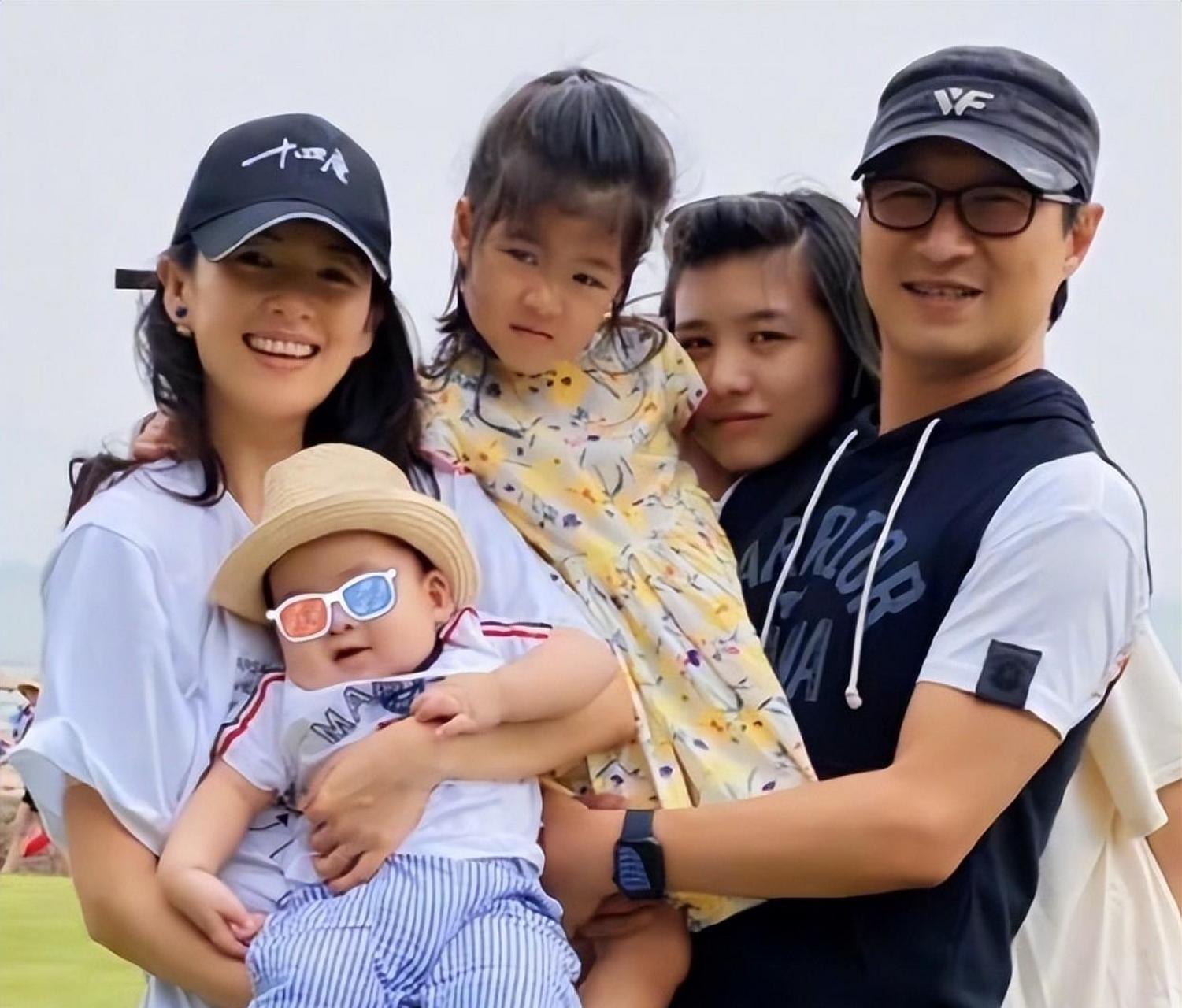 汪峰的花花情史,和他与章子怡离婚的前前后后 汪峰和章子怡已经离婚