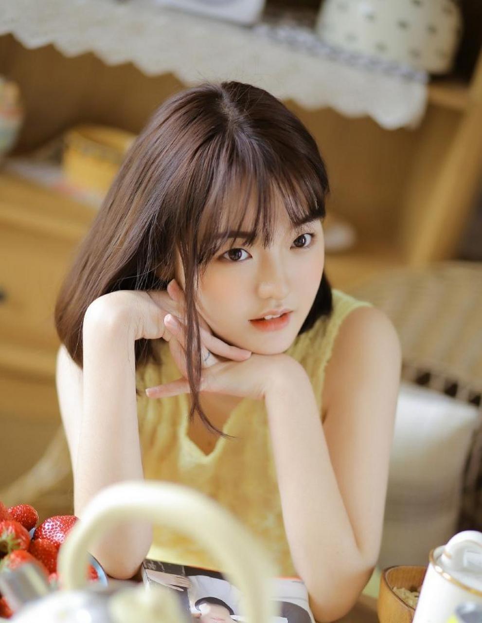 日系风格写真少女,清纯短发可爱女孩甜美摄影.