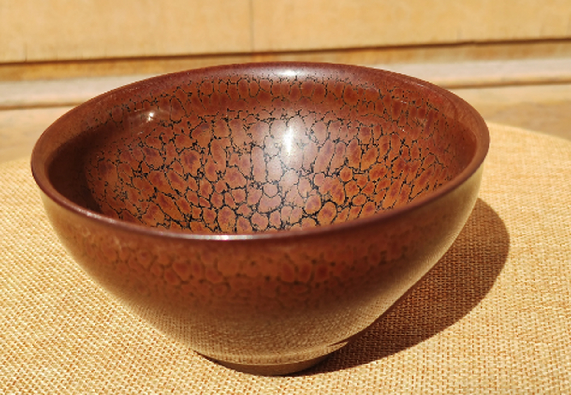 收藏#宋代金油滴供御建盏,造型优美,釉色温润如玉,包浆自然,品相完好