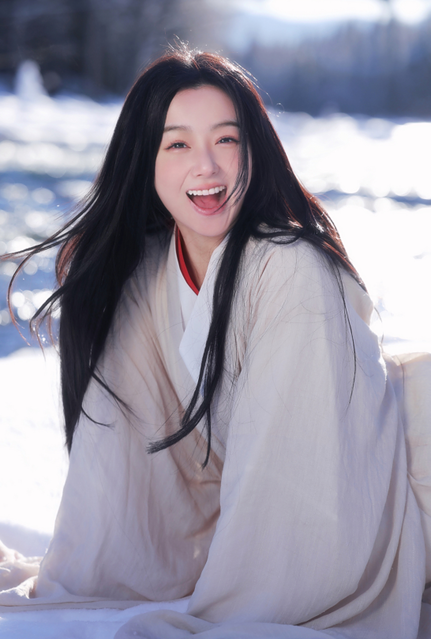 包上恩的雪地写真,看着都觉得冷,不过还是很好的.