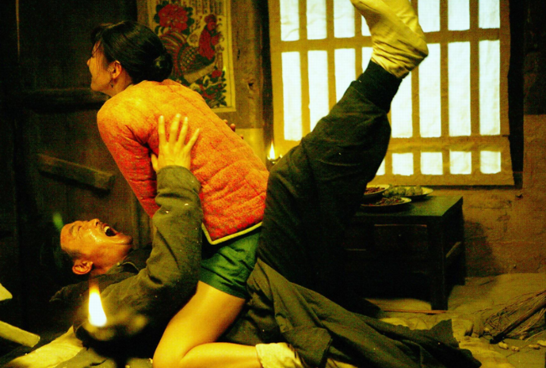 何冰曾透露:拍白鹿原时,我光膀子躺床上,身边是演田小娥的李沁,我都能