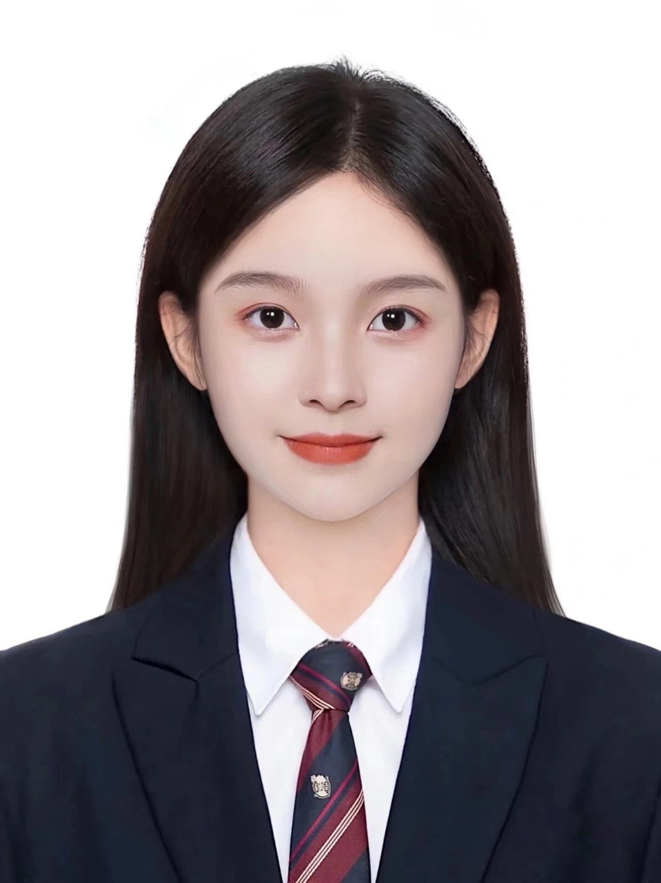 证件照通常是个人形象的第一印象,它展示了你的外貌和仪态.