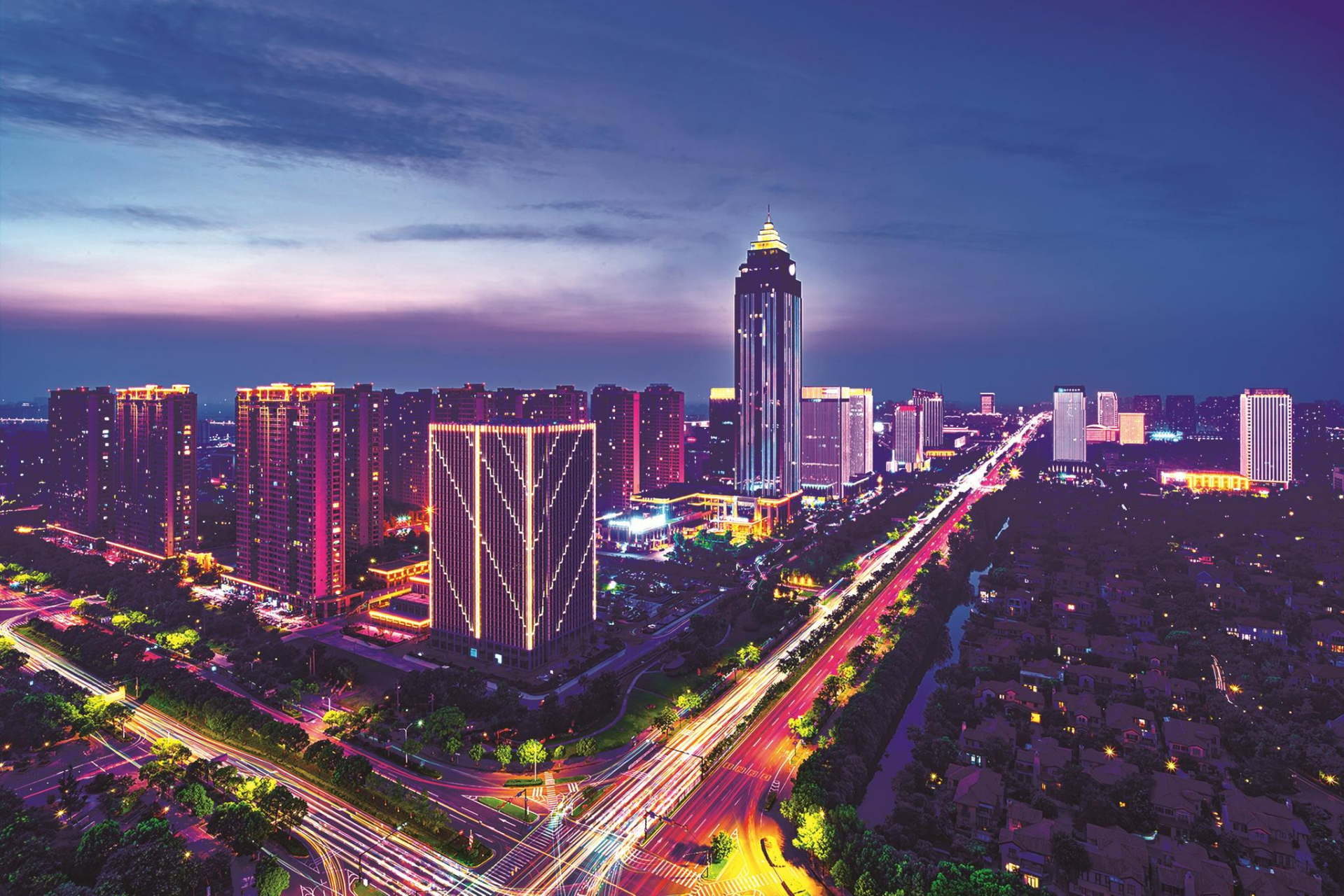 海宁市,别称潮城,浙江省辖县级市,由嘉兴市代管,地处浙江省北部.