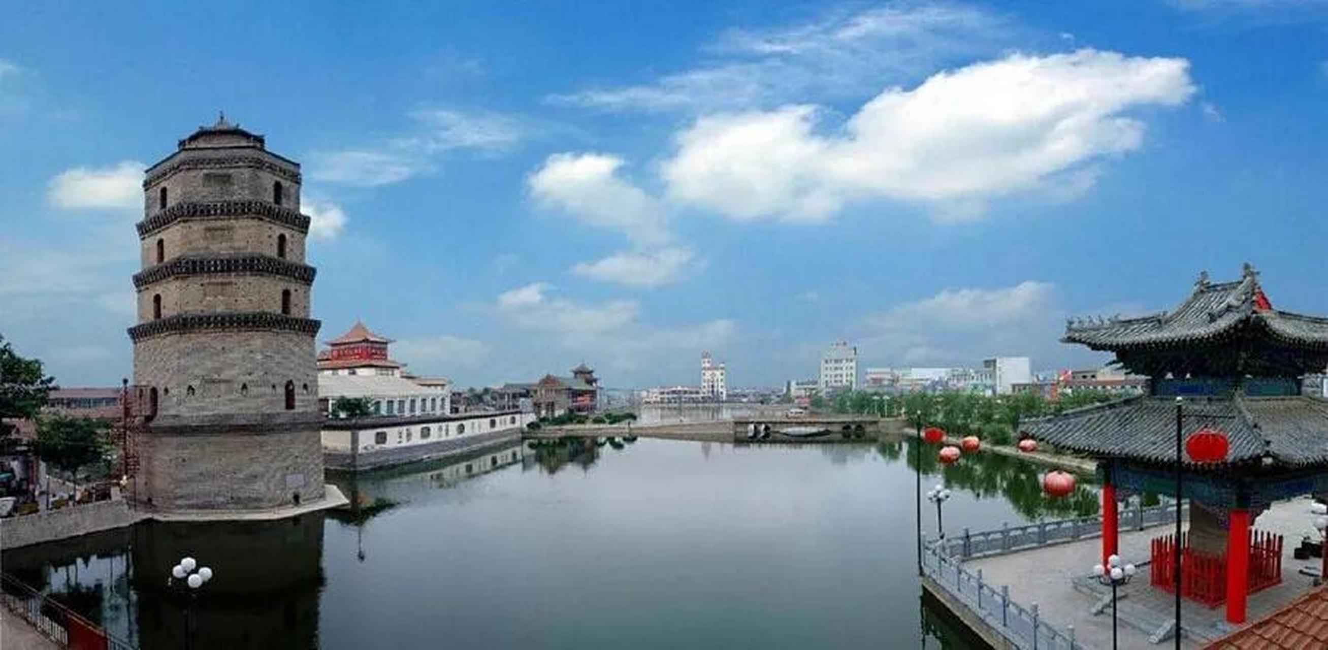 巨野县,隶属山东省菏泽市,位于菏泽东部.