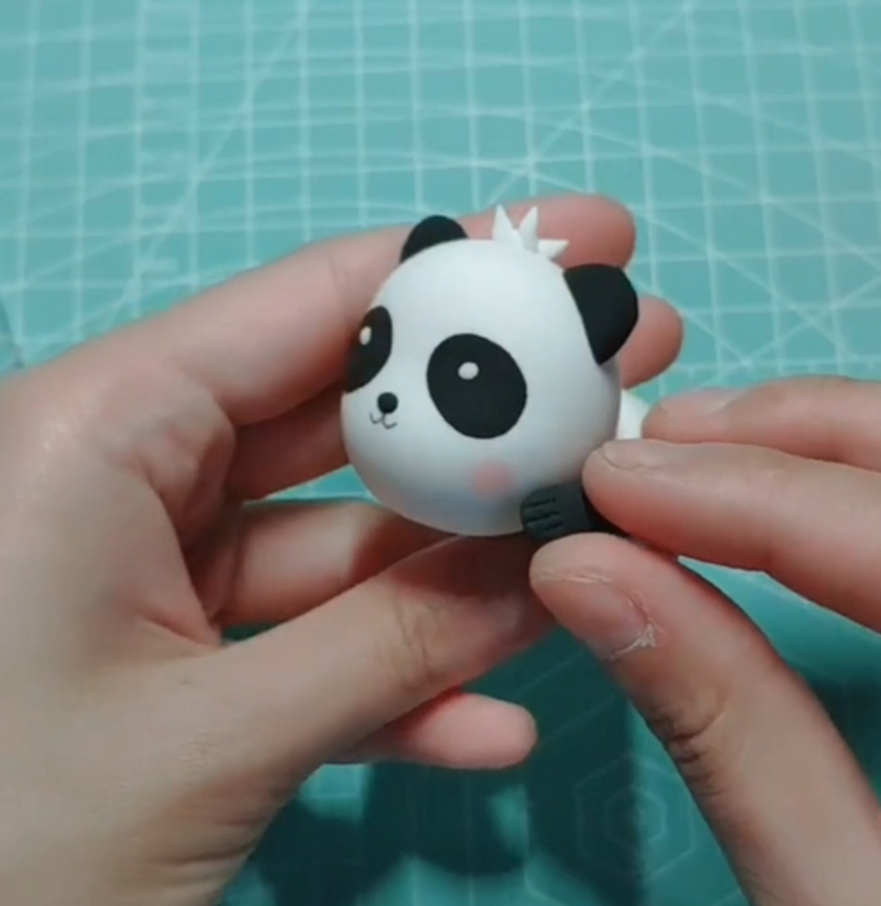 超简单的趴趴小熊猫,粘土教程