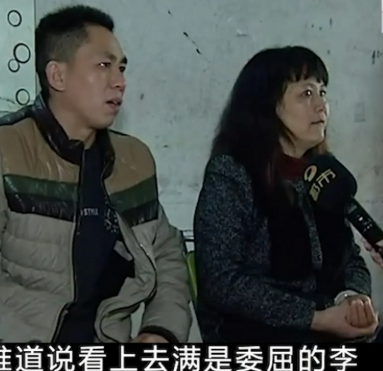 年近8旬的李老汉有2女1儿,拆迁分了5套房,李老汉想分给两个女儿2套