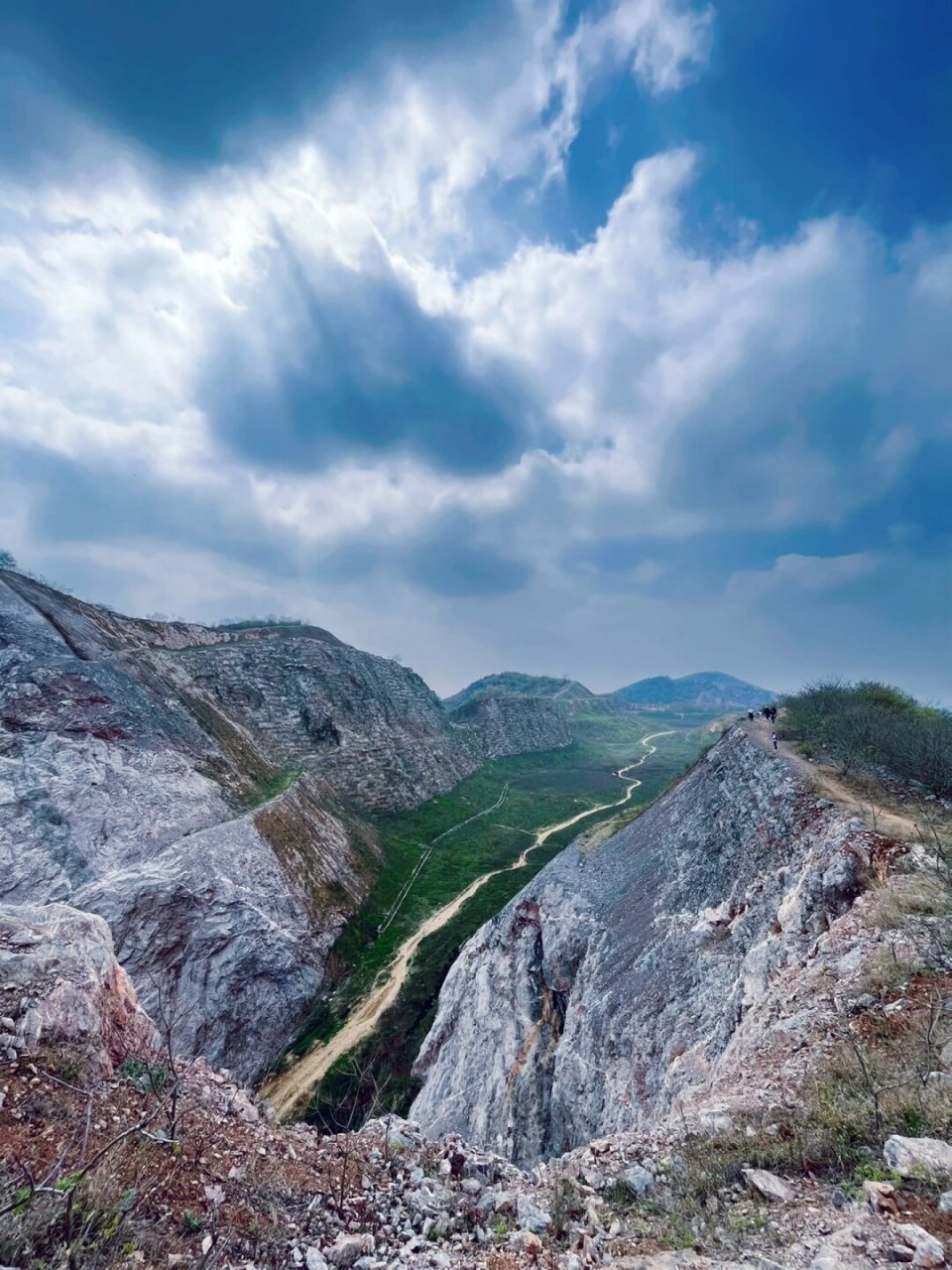 南京徒步十里长山凹是真的好玩哎!