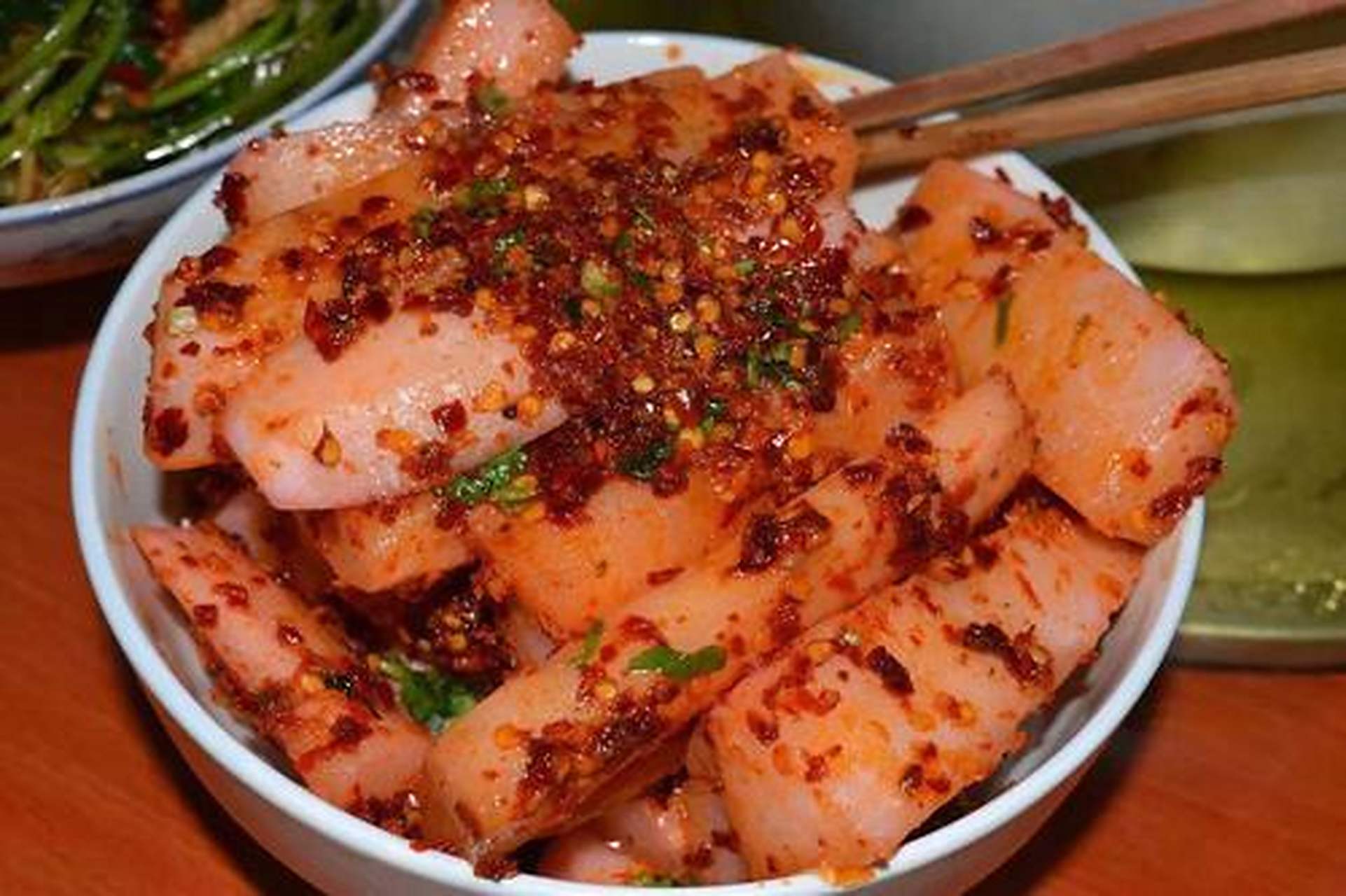 怀化酸萝卜,普通的蔬菜萝卜,在酸水里经过一段时间的发酵,变成了爽口